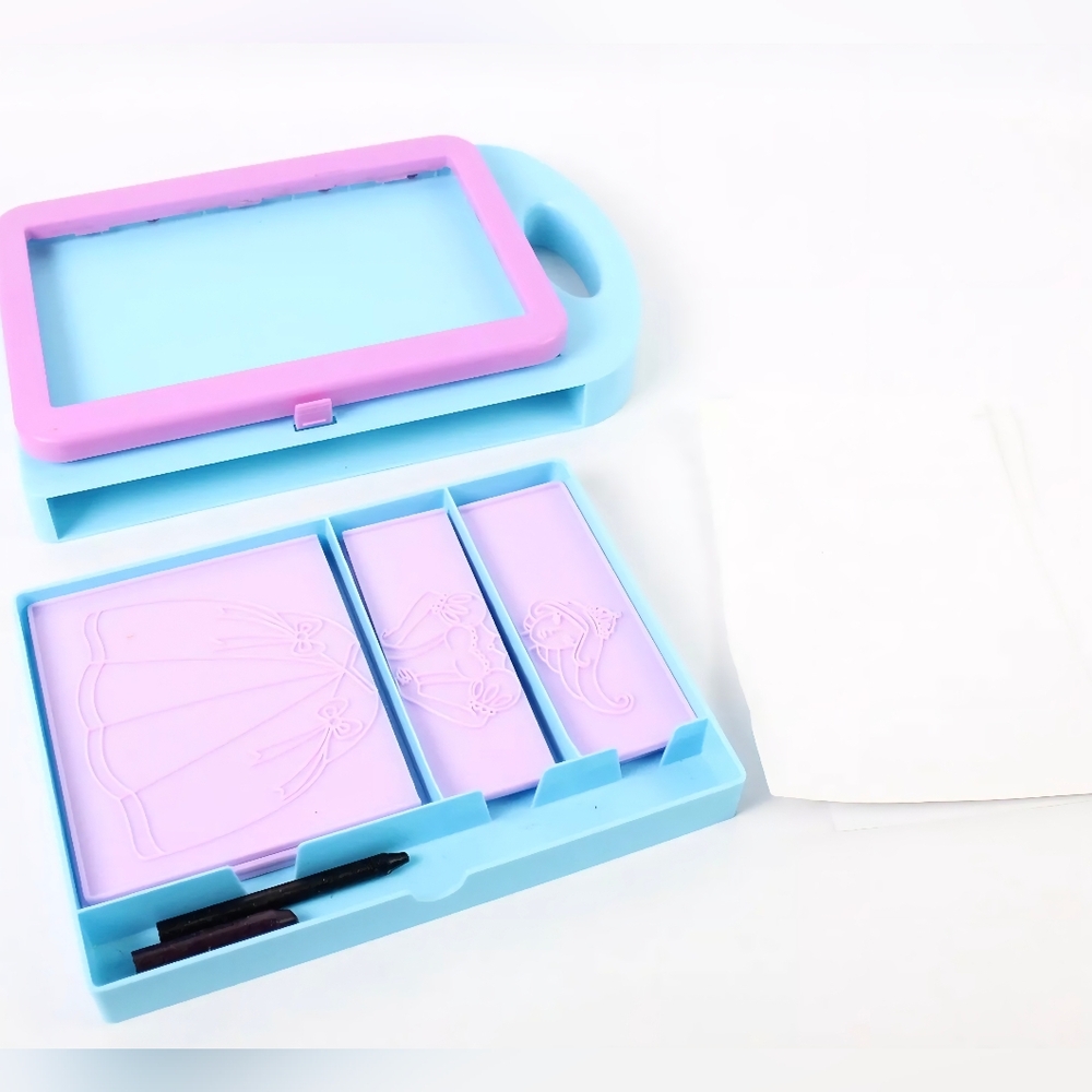 🦋 Princess Design Activity Kit - Picture 5 of 7